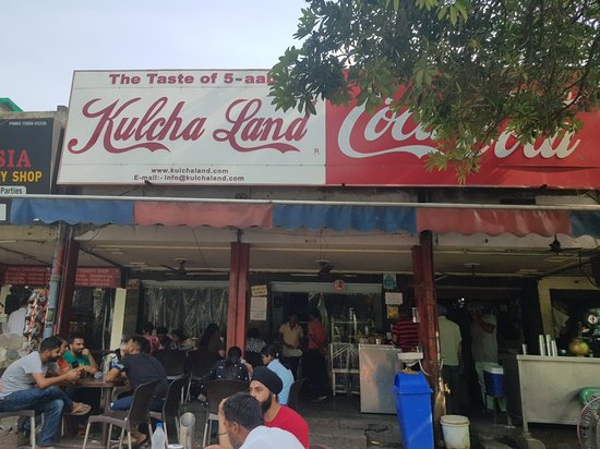 Kulcha Land – Iconic Amritsari Kulchas
